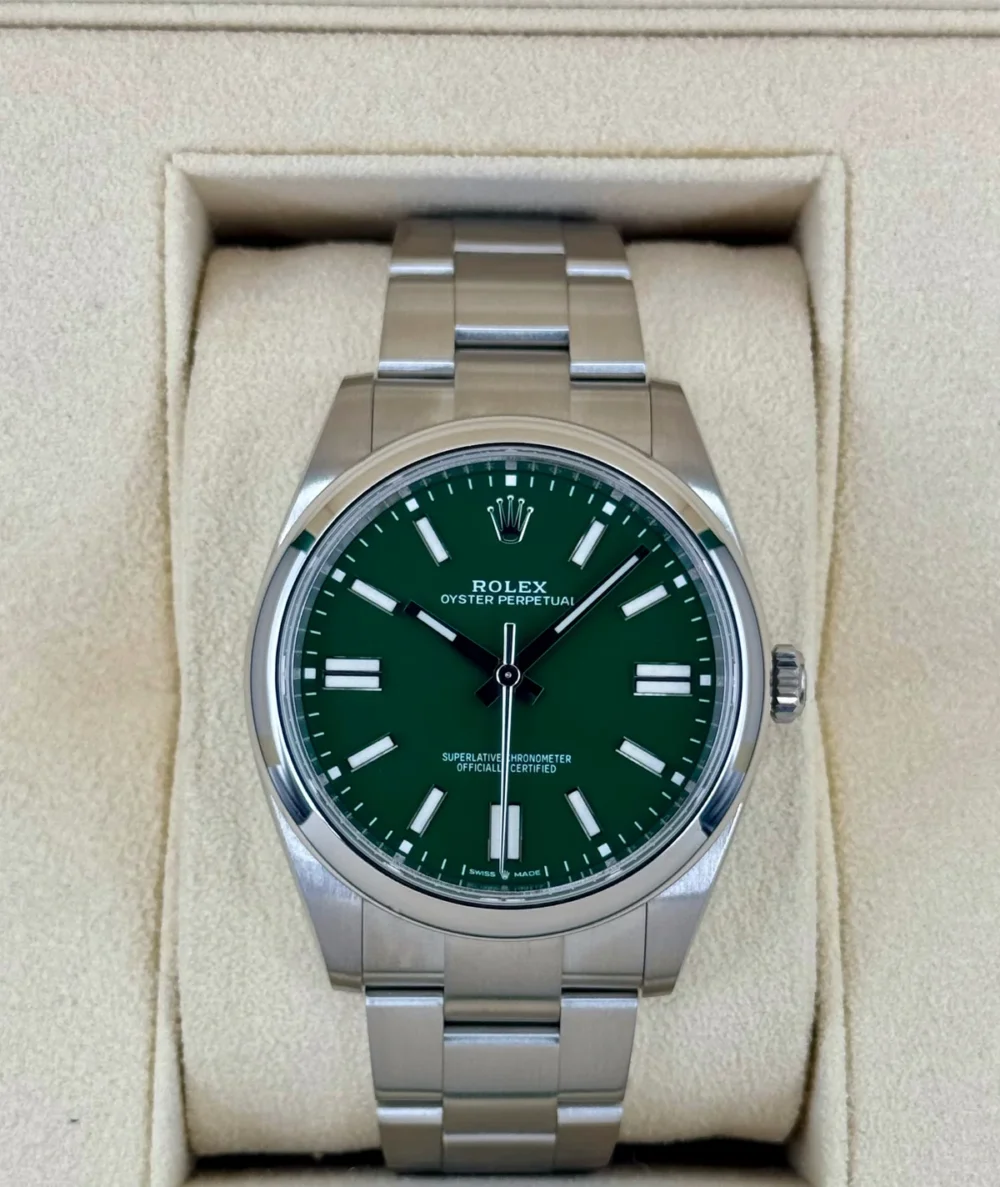2023 Rolex Oyster Perpetual 41mm 124300 Green Dial