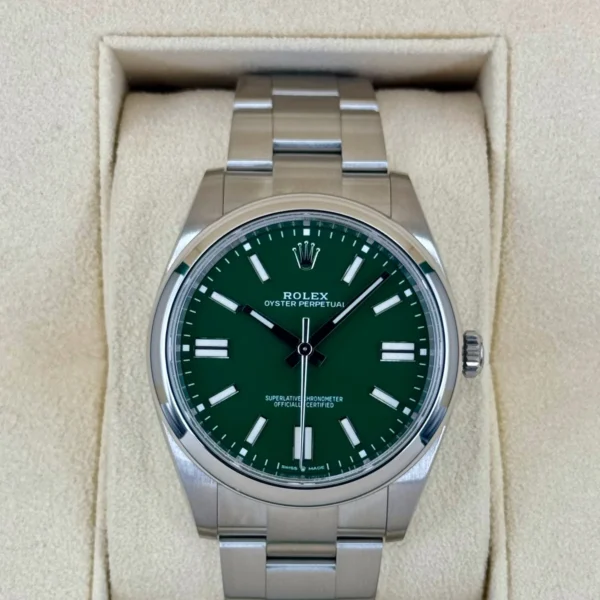 2023 Rolex Oyster Perpetual 41mm 124300 Green Dial