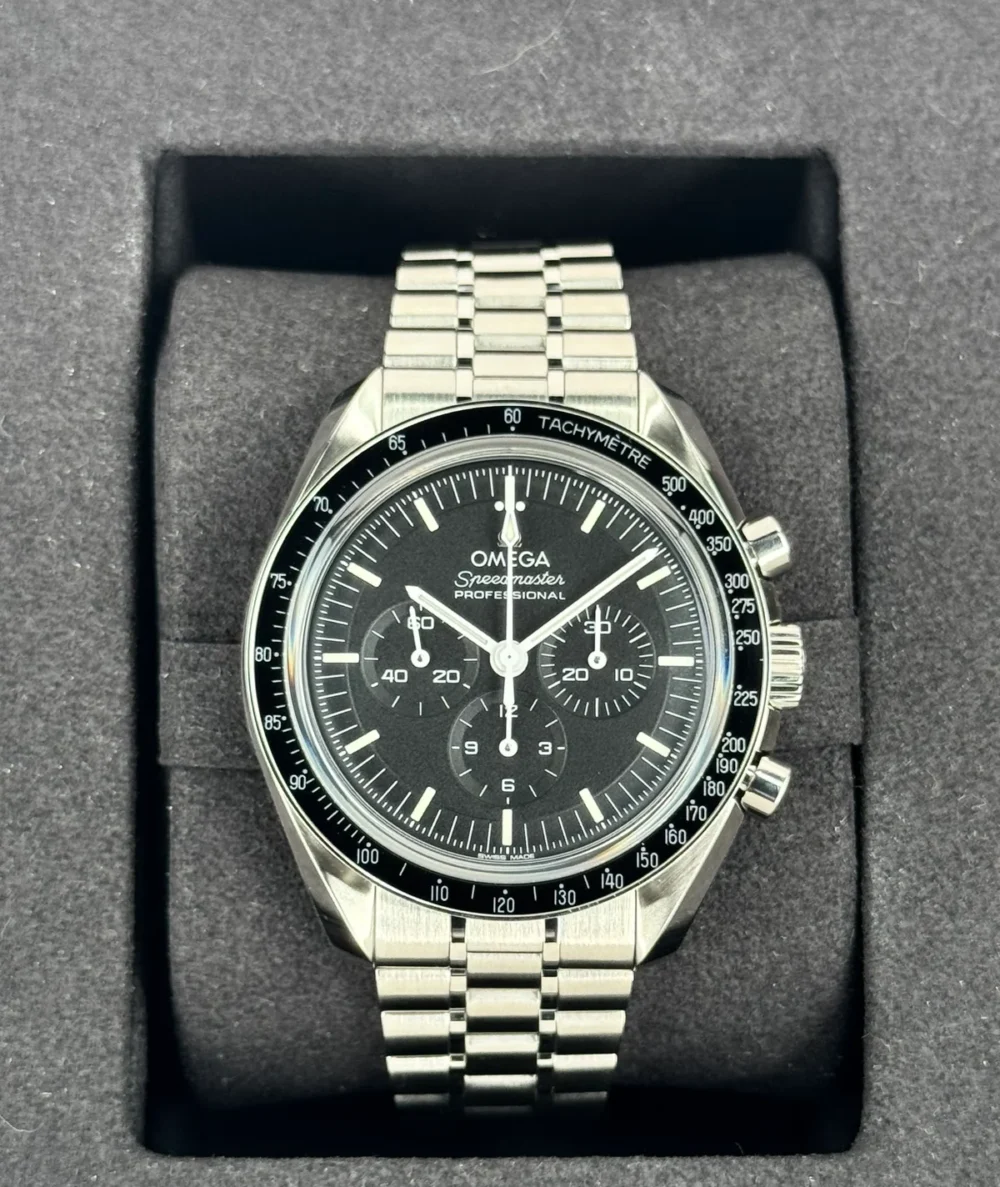 2023 Omega 42mm 310.30.42.50.01.002 Speedmaster Moonwatch Pro