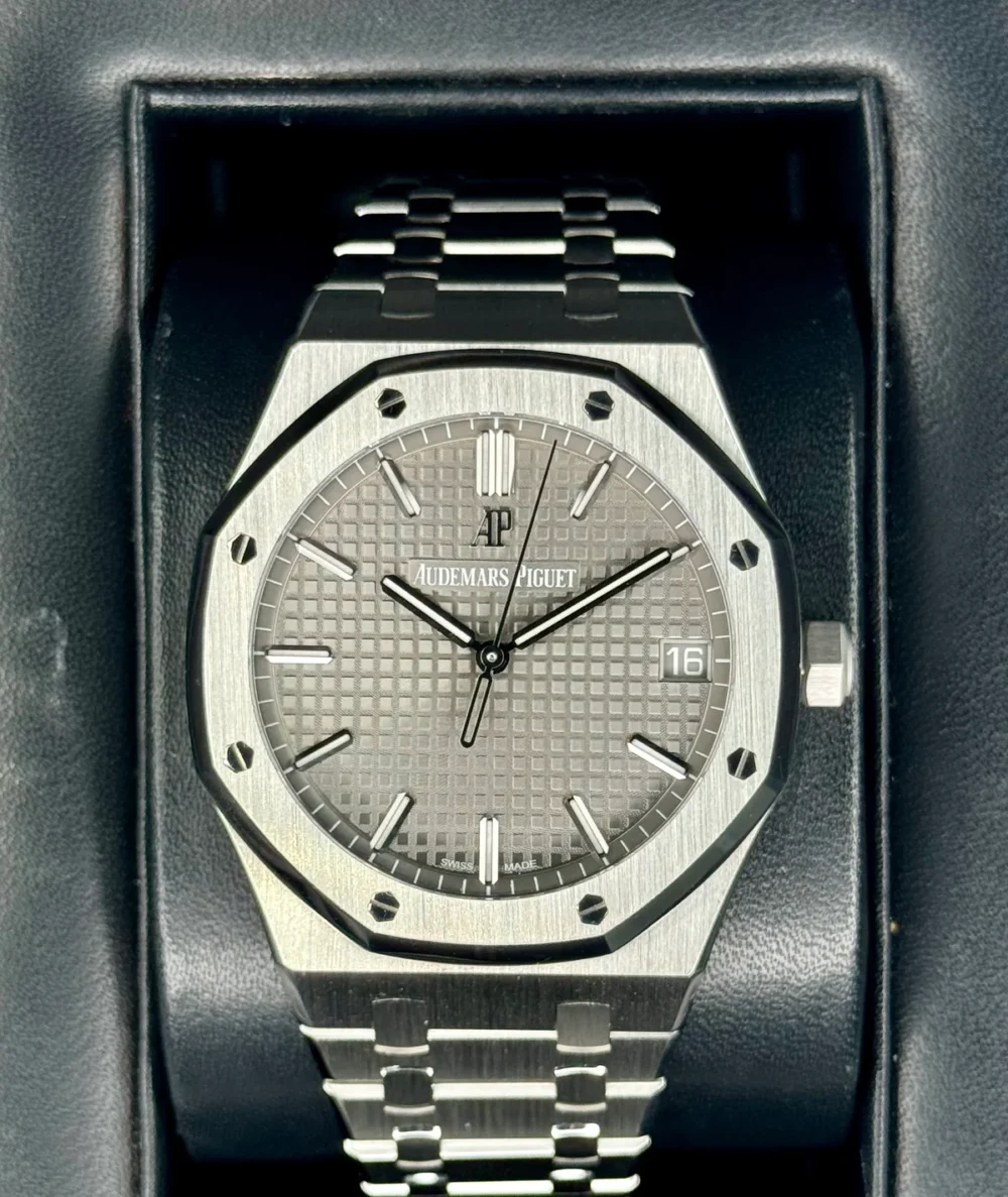 2020 Audemars Piguet Royal Oak 41mm 15500ST Grey Dial