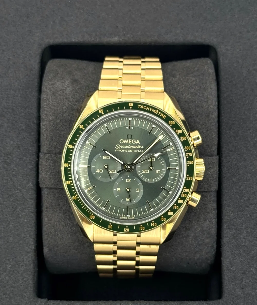 2023 Omega  Speedmaster Moonwatch 42mm Moonshine Gold Green Dial