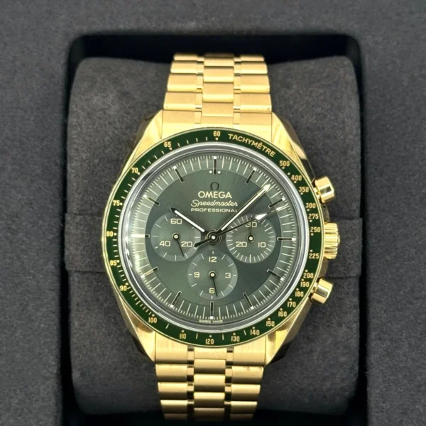 2023 Omega Speedmaster Moonwatch 42mm Moonshine Gold Green Dial